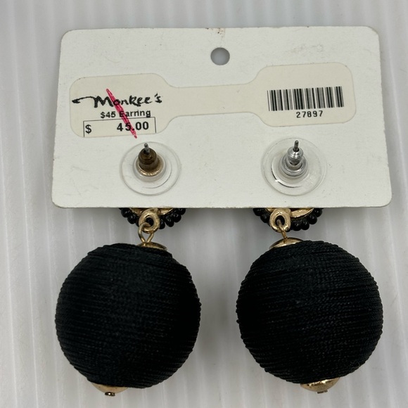 NWT Monkee’s Black Dangle Circle and Ball Earrings - Picture 3 of 5